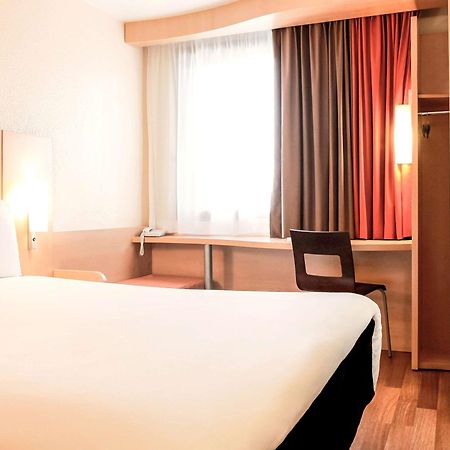 Hotel Ibis Lille Centre Gares Exteriér fotografie