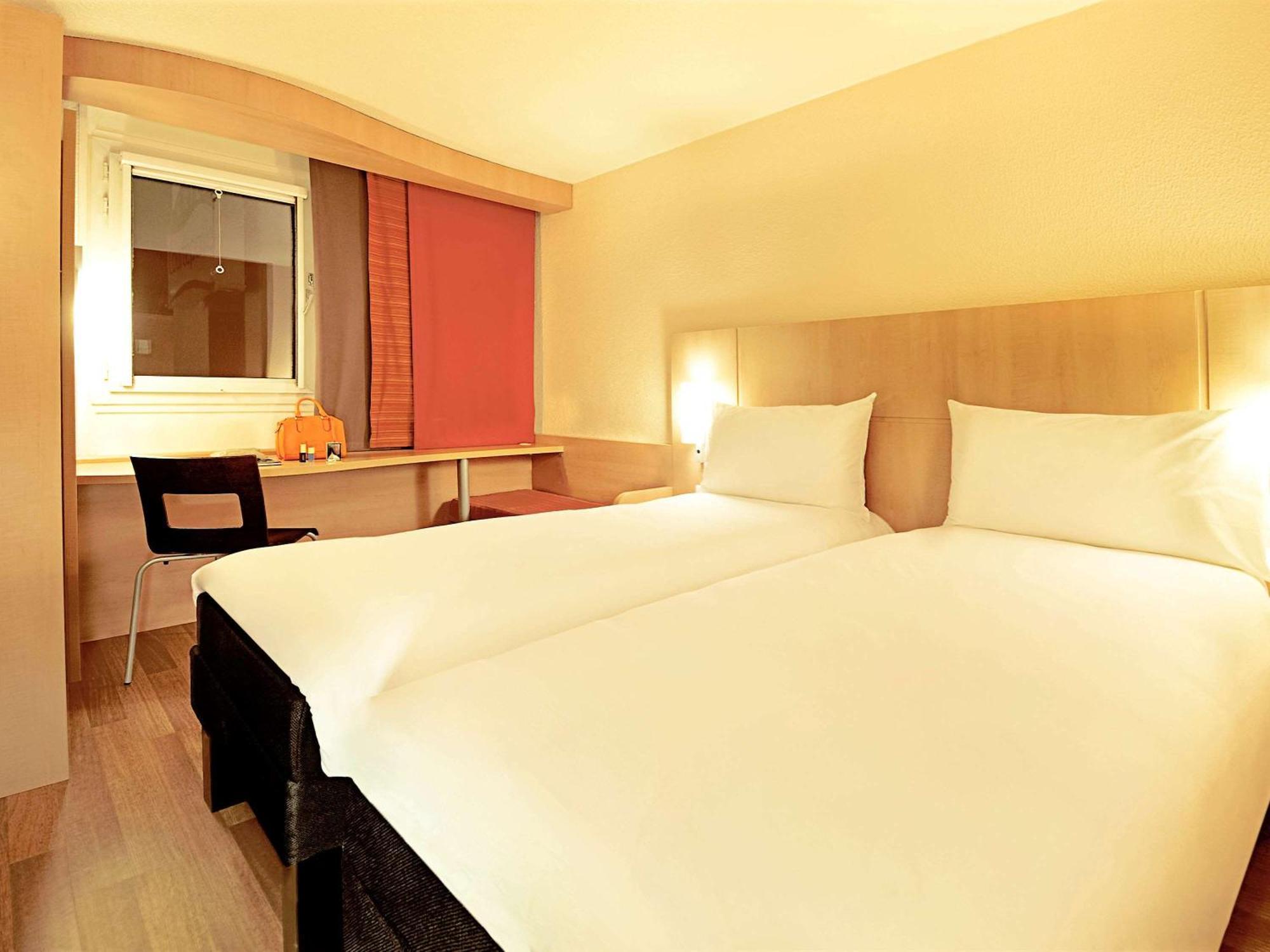 Hotel Ibis Lille Centre Gares Exteriér fotografie